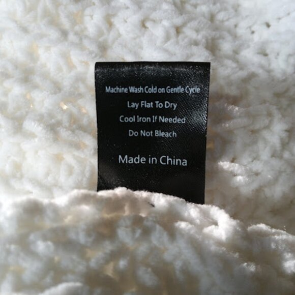 POL Ultra Soft Oversized Thick Chunky Deep V-Neck Sweater Cozy Warm Staple L - Picture 9 of 11